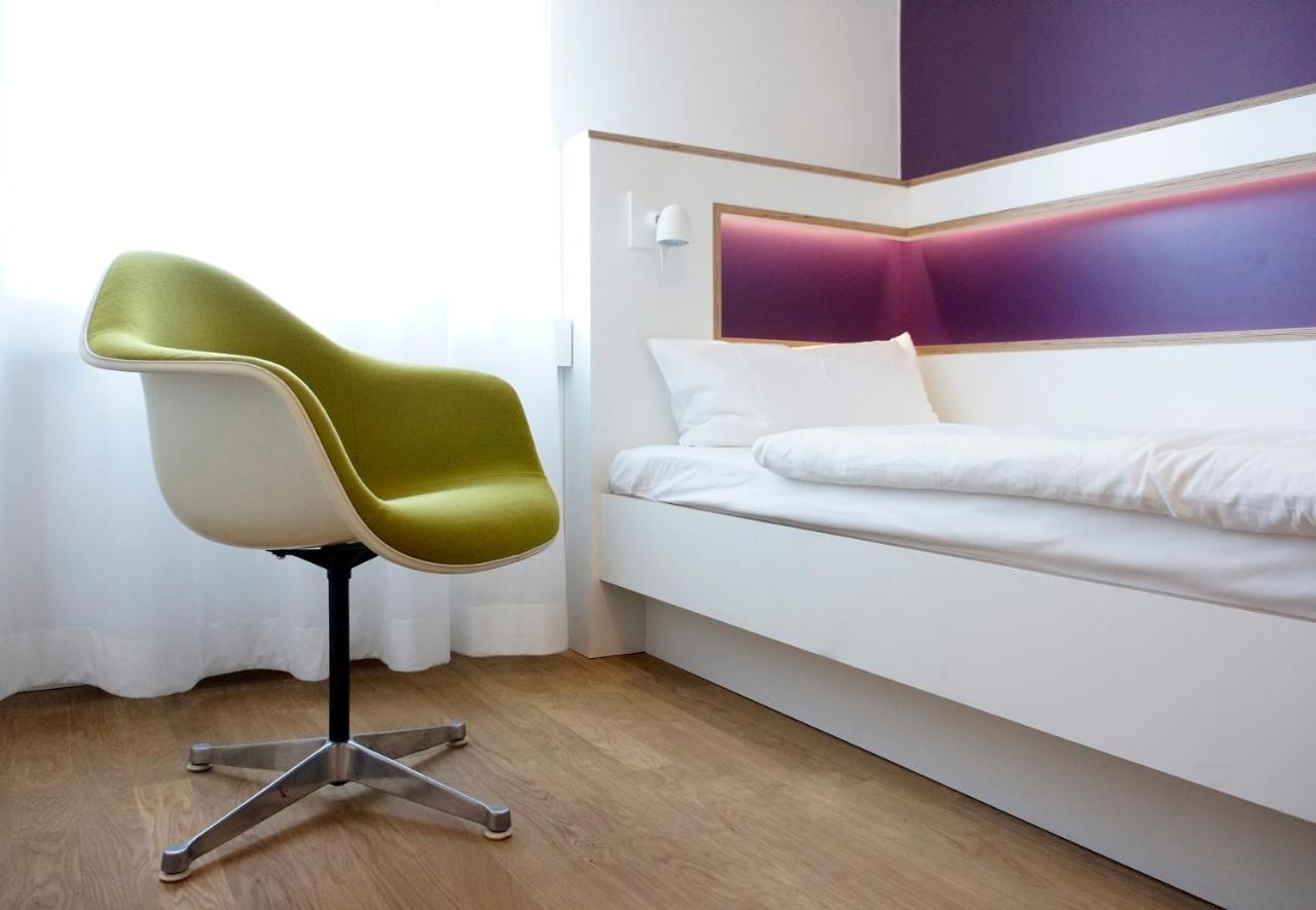 Art Hotel Ufer Dusseldorf Exterior photo